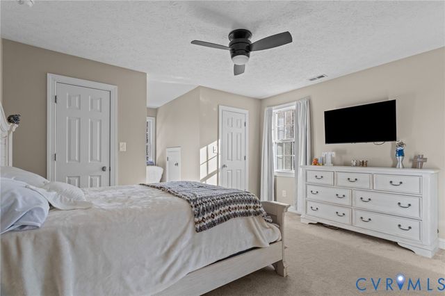 11106 Kings Pond Dr, New Kent, VA 23140
