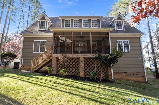 11106 Kings Pond Dr, New Kent, VA 23140