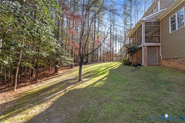 11106 Kings Pond Dr, New Kent, VA 23140