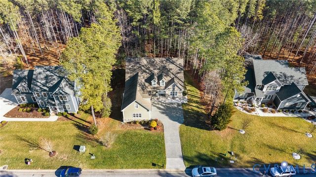 11106 Kings Pond Dr, New Kent, VA 23140