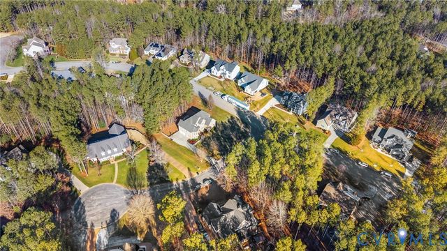 11106 Kings Pond Dr, New Kent, VA 23140