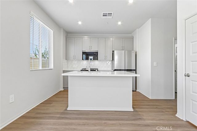 28358 Via Alella, Temecula, CA 92591