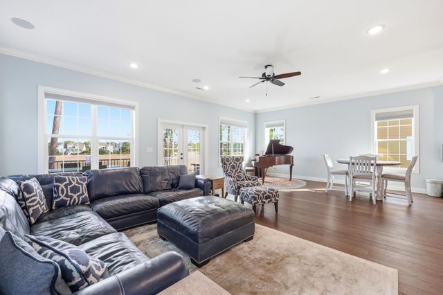 4943 S Island Dr., North Myrtle Beach, SC 29582