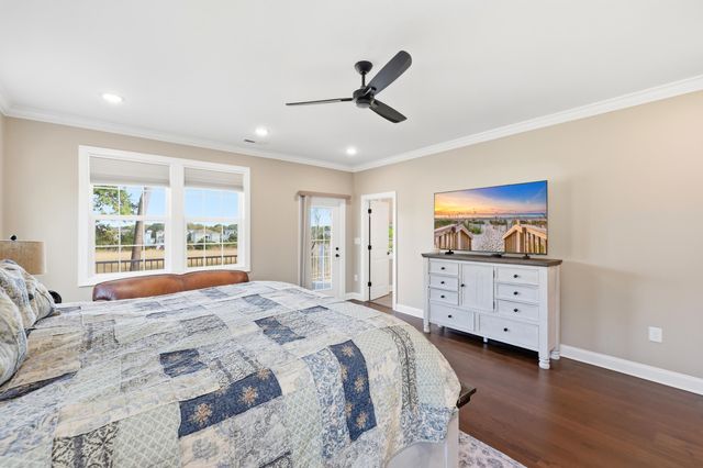 4943 S Island Dr., North Myrtle Beach, SC 29582