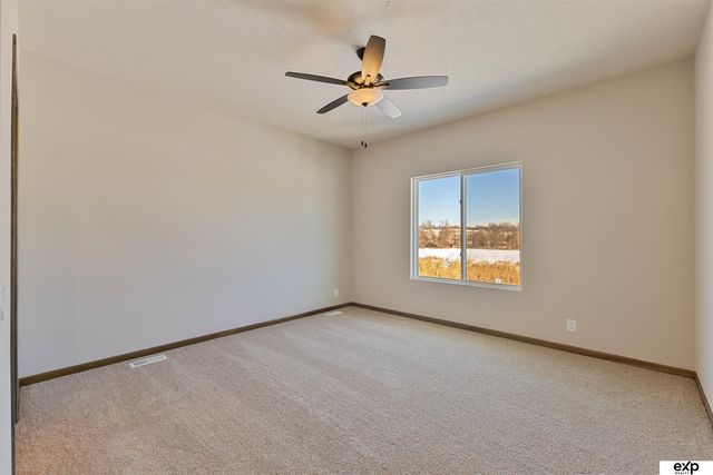 8105 S 177th Street, Omaha, NE 68136