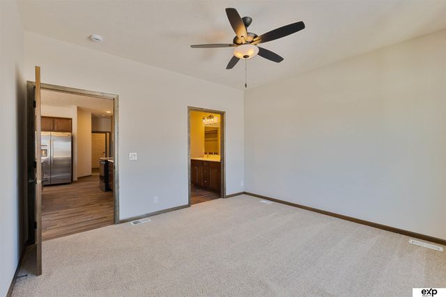 8105 S 177th Street, Omaha, NE 68136