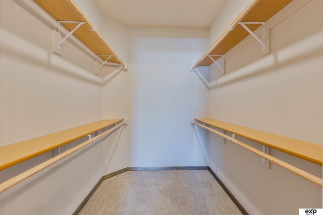 8105 S 177th Street, Omaha, NE 68136