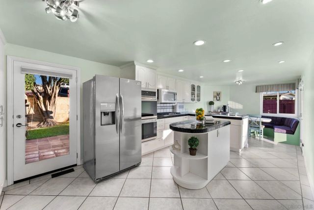 803 Omar Drive, Escondido, CA 92025