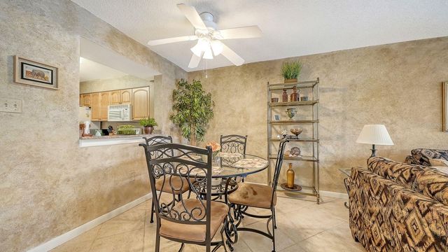 5183 LAKE VILLAGE DRIVE 6, Sarasota, FL 34235