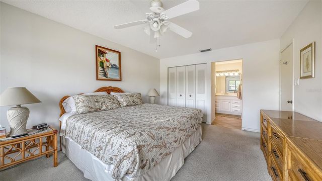 5183 LAKE VILLAGE DRIVE 6, Sarasota, FL 34235