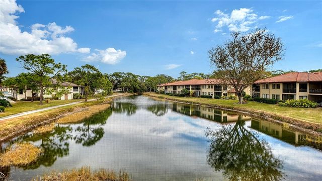 5183 LAKE VILLAGE DRIVE 6, Sarasota, FL 34235