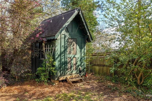 2490 Jefferson Terrace, Atlanta, GA 30344