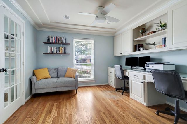 12318 Woodthorpe Lane, Houston, TX 77024