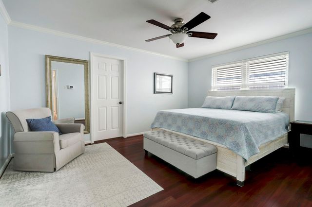 12318 Woodthorpe Lane, Houston, TX 77024