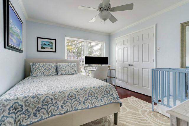 12318 Woodthorpe Lane, Houston, TX 77024