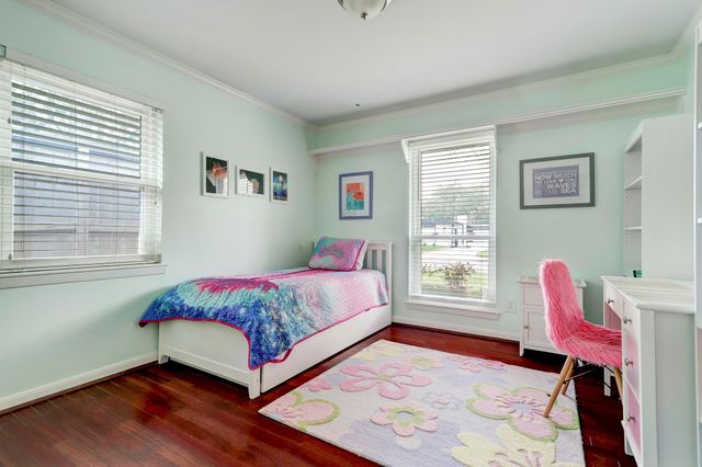 12318 Woodthorpe Lane, Houston, TX 77024