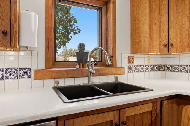 22 Mimosa Road, Santa Fe, NM 87508