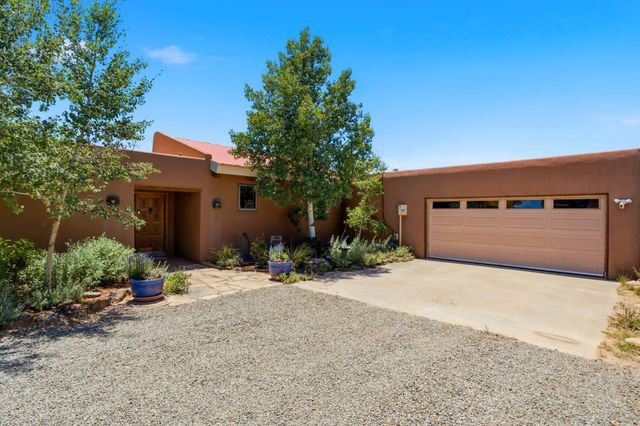 22 Mimosa Road, Santa Fe, NM 87508