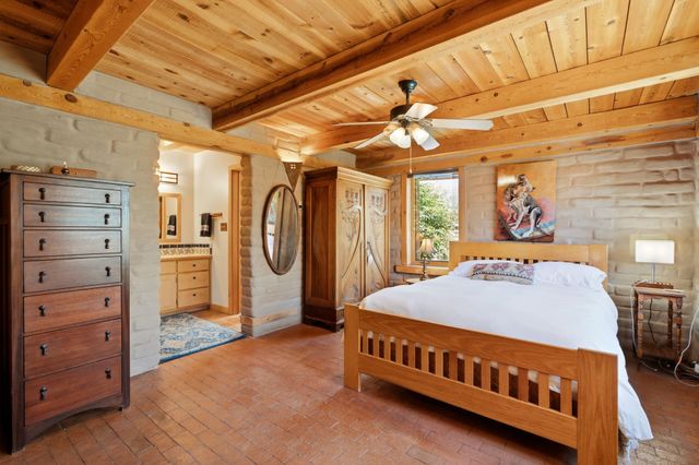22 Mimosa Road, Santa Fe, NM 87508