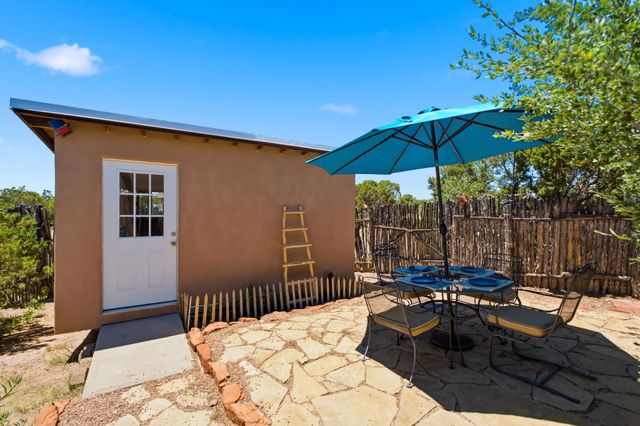 22 Mimosa Road, Santa Fe, NM 87508