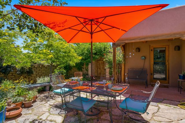 22 Mimosa Road, Santa Fe, NM 87508