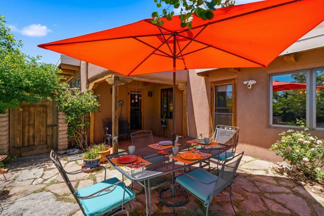 22 Mimosa Road, Santa Fe, NM 87508