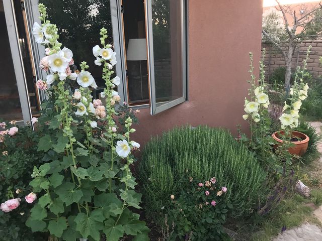 22 Mimosa Road, Santa Fe, NM 87508