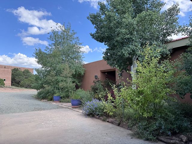 22 Mimosa Road, Santa Fe, NM 87508