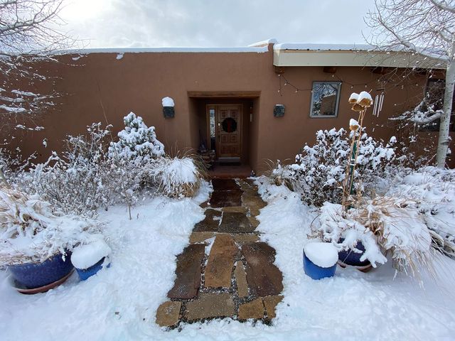 22 Mimosa Road, Santa Fe, NM 87508