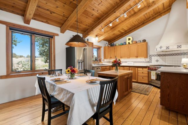 22 Mimosa Road, Santa Fe, NM 87508