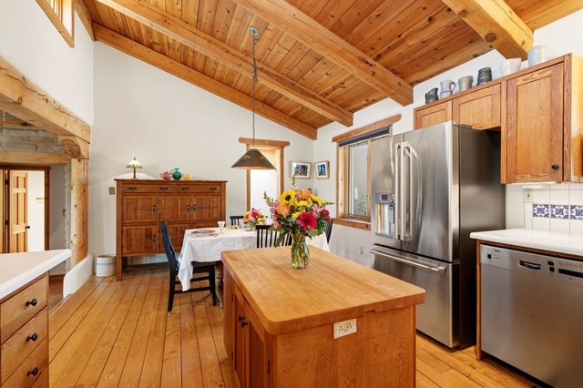 22 Mimosa Road, Santa Fe, NM 87508