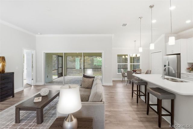 2934 W Pine Ridge Boulevard, Beverly Hills, FL 34465