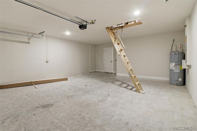 2934 W Pine Ridge Boulevard, Beverly Hills, FL 34465