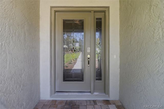 2934 W Pine Ridge Boulevard, Beverly Hills, FL 34465