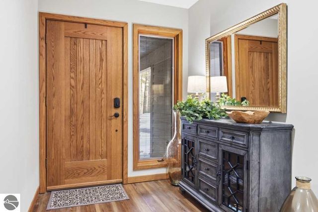 6273 Summit Court, Traverse City, MI 49686