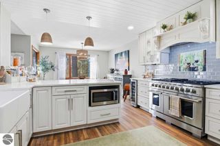 6273 Summit Court, Traverse City, MI 49686