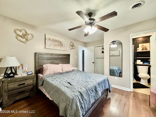 8201 Canterbury Drive, Southaven, MS 38671