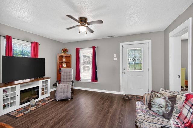 372 Holmes Street, Frankfort, KY 40601