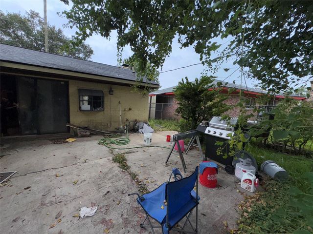 17211 Blairwood Drive, Houston, TX 77049