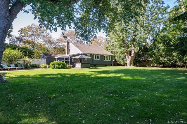18 Meadow Lark Drive, East Northport, NY 11731