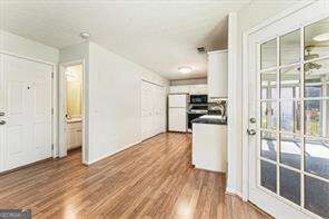 3427 Parkview Place, Hapeville, GA 30354