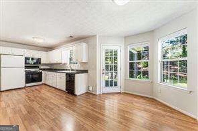 3427 Parkview Place, Hapeville, GA 30354