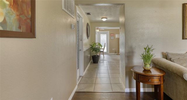 2048 MELODY DRIVE, Holiday, FL 34691