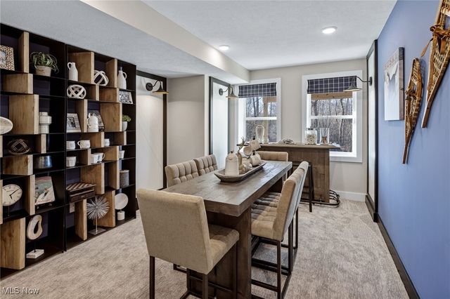 3633 Great Windsor Lane, Uniontown, OH 44685