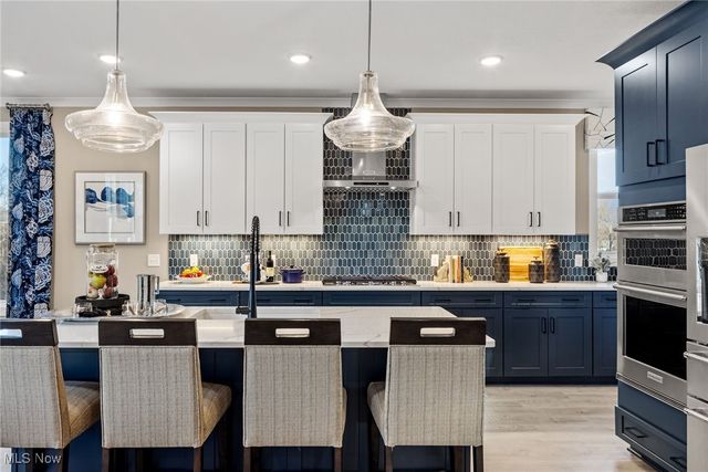 3633 Great Windsor Lane, Uniontown, OH 44685