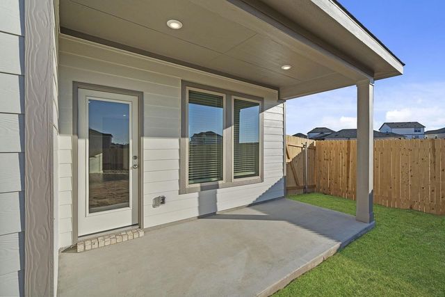 121 Hatari, Jarrell, TX 76537