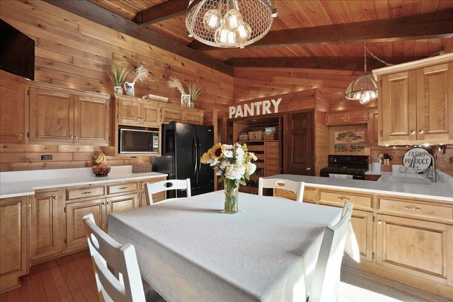 547 Heather Lane, Dyer, IN 46311