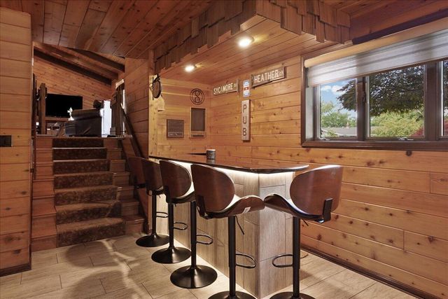 547 Heather Lane, Dyer, IN 46311