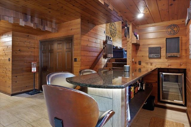547 Heather Lane, Dyer, IN 46311