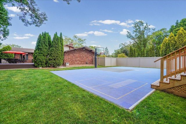 547 Heather Lane, Dyer, IN 46311